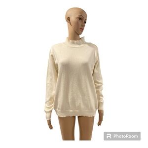 Kirundo Tuttleneck sweater size M